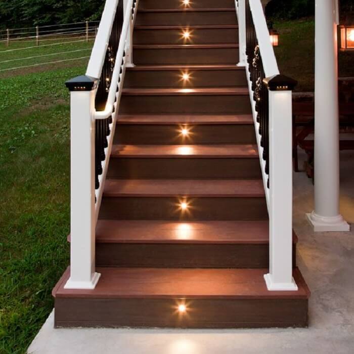 Is it possible to change the light color/temperature?