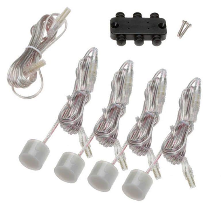 Can these be tied into a low voltage yard lighting transformer?